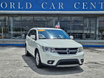 Used 2019 Dodge Journey SE w/ Connectivity Group