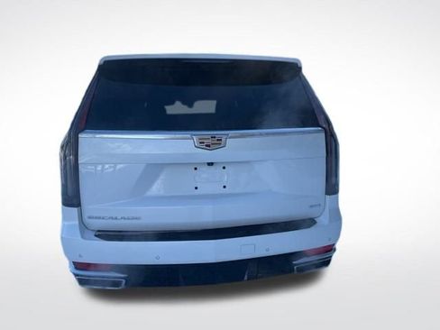 Certified 2024 Cadillac Escalade Luxury w/ LPO, Floor Liner Package image 4