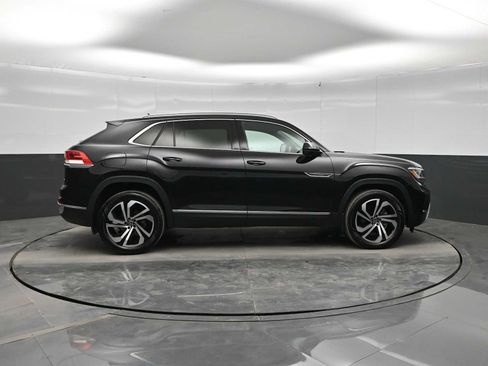 Used 2021 Volkswagen Atlas Cross Sport SEL Premium AWD/4WD image 9