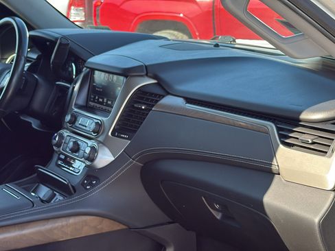 Used 2020 GMC Yukon Denali image 36