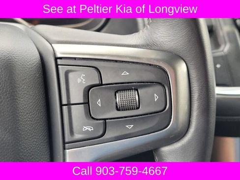 Used 2022 Chevrolet Tahoe LT w/ Luxury Package AWD/4WD image 31