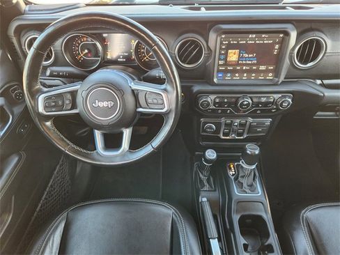 Used 2021 Jeep Gladiator Overland image 27