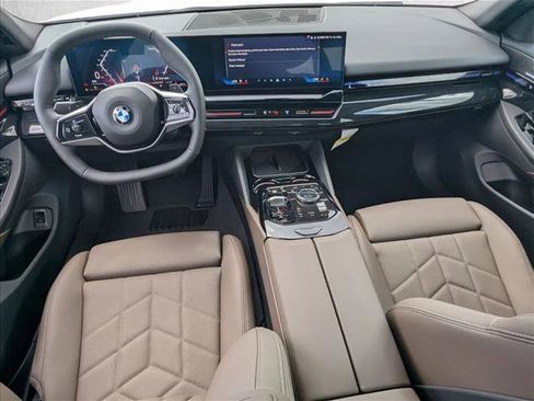 New 2026 BMW 530i image 14