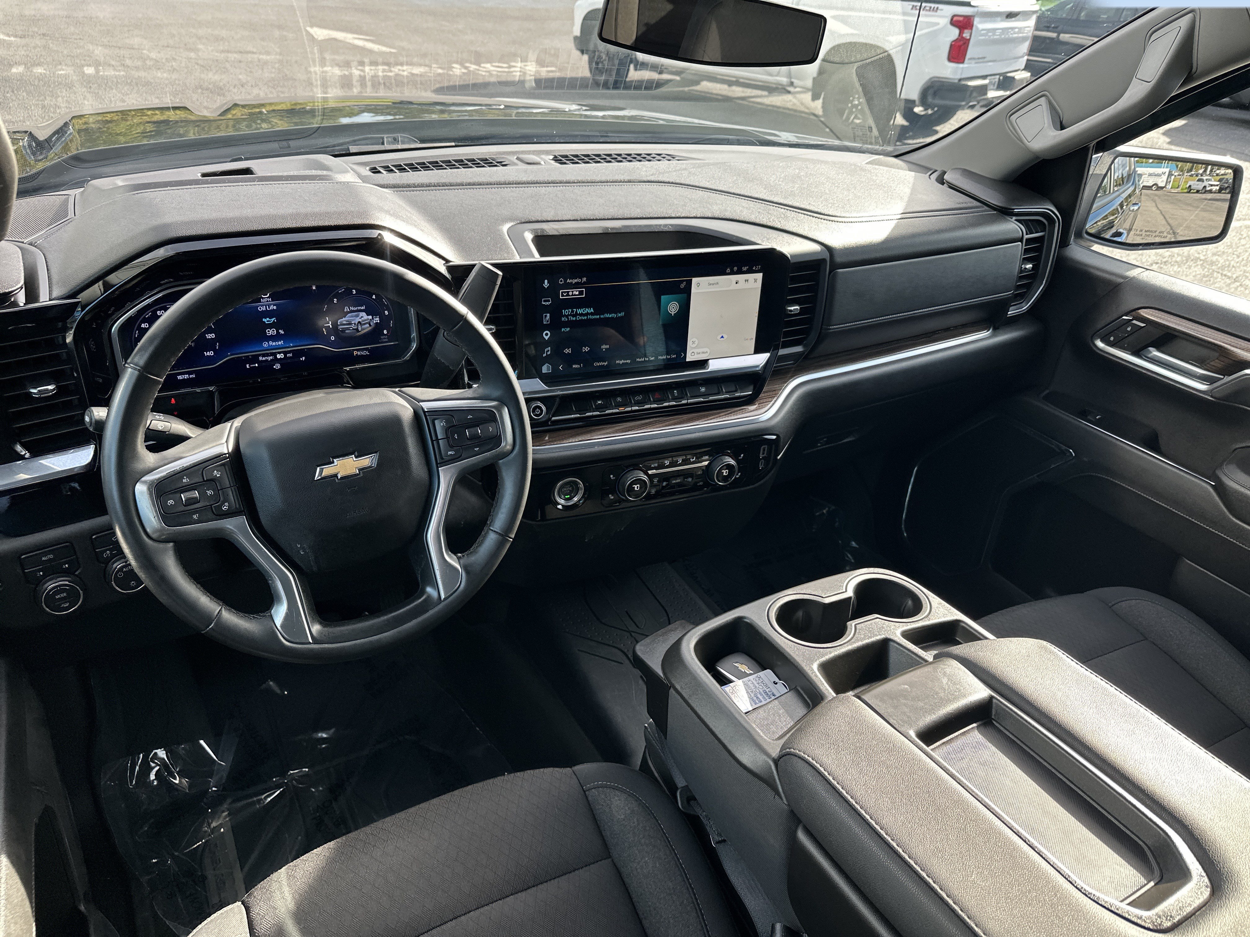 Certified 2024 Chevrolet Silverado 1500 LT AWD/4WD image 11