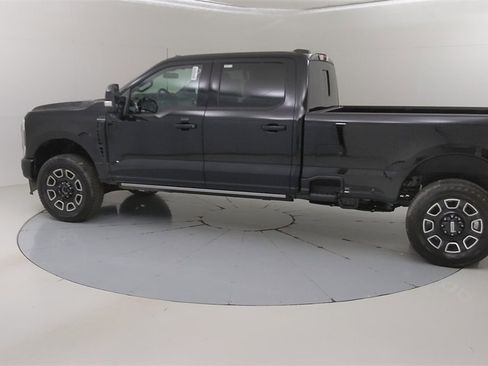 New 2025 Ford F350 Platinum w/ FX4 Off-Road Package image 18