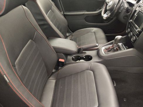 Used 2018 Volkswagen Jetta GLI FWD image 21