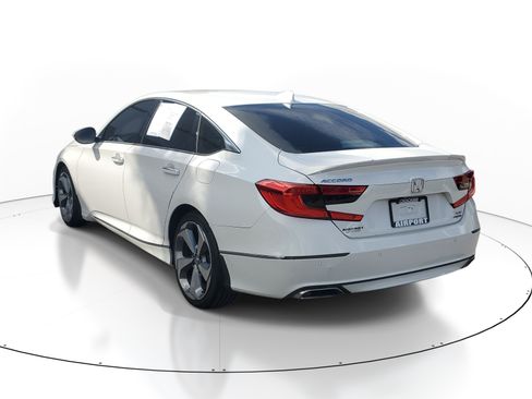Used 2019 Honda Accord Touring image 5