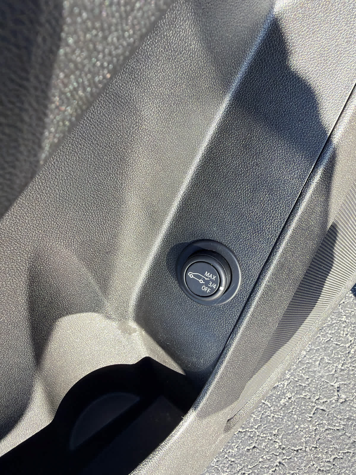 Used 2023 Chevrolet Equinox RS w/ LPO, Floor Liner Package AWD/4WD image 18