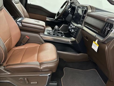 Used 2025 Ford F150 King Ranch AWD/4WD image 39