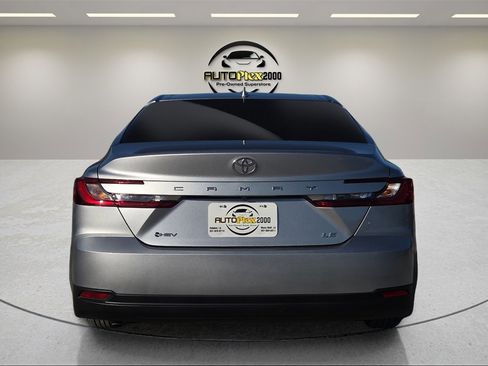 Used 2025 Toyota Camry XSE image 6