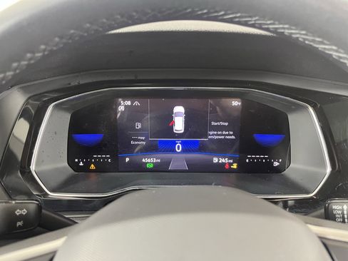 Certified 2023 Volkswagen Jetta SE w/ Panoramic Sunroof Package image 13