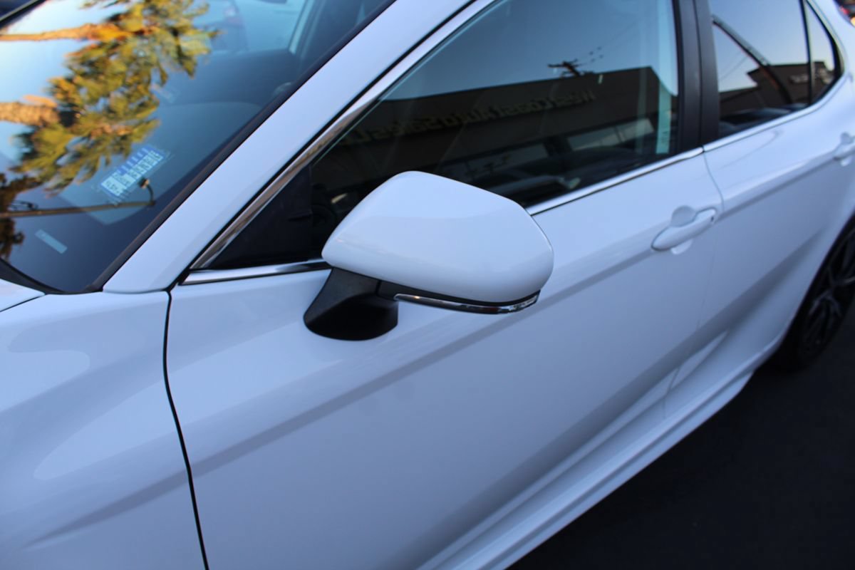 Used 2022 Toyota Camry SE w/ Carpet Mat Package (TMS) FWD image 12