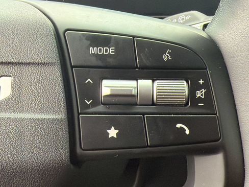 Used 2026 Kia Sportage SX FWD image 22