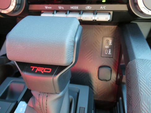 Used 2026 Toyota Tacoma TRD Off-Road AWD/4WD image 26