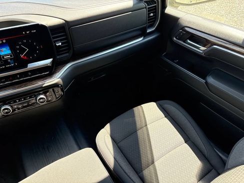 Certified 2024 GMC Sierra 1500 Elevation w/ LPO, Elevation Black Package AWD/4WD image 20