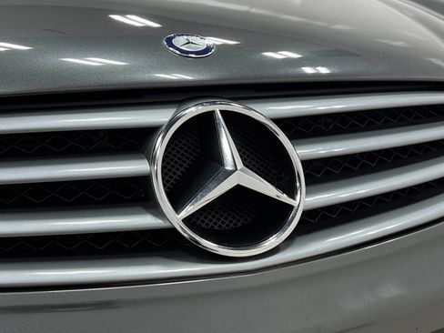 Used 2005 Mercedes-Benz SL 500 image 35