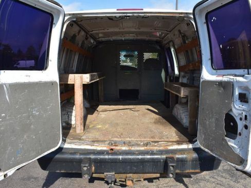 Used 2008 Ford E-250 and Econoline 250 RWD image 7