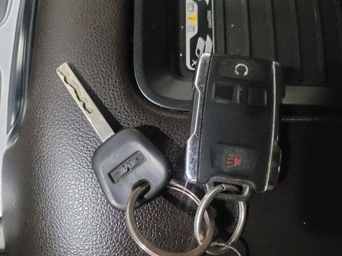 Used 2016 GMC Sierra 1500 SLT image 32