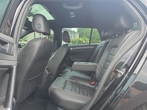Used 2019 Volkswagen GTI Autobahn FWD image 36