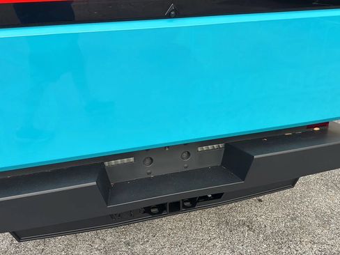 Used 2024 Tesla Cybertruck AWD Crew Cab image 35