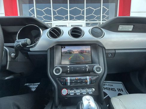 Used 2015 Ford Mustang GT Premium image 21