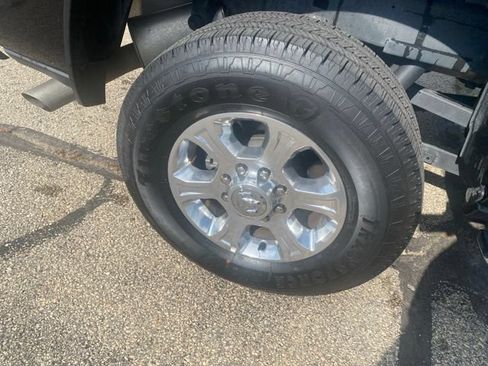 Used 2026 RAM 2500 Big Horn AWD/4WD image 4