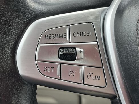 Used 2020 BMW X7 xDrive40i w/ Premium Package AWD/4WD image 24