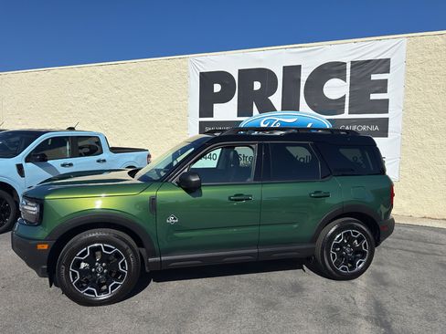 Certified 2025 Ford Bronco Sport Outer Banks w/ Outer Banks Tech Package+ image 2