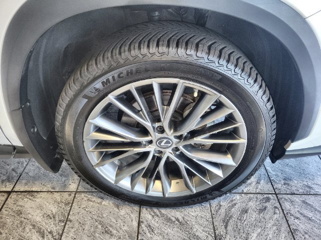Used 2022 Lexus NX 350h AWD image 10
