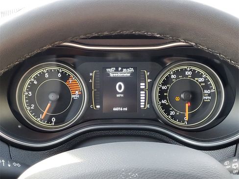 Used 2021 Jeep Cherokee Latitude Lux image 15