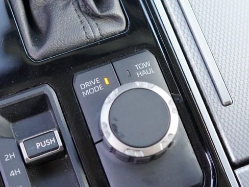 Used 2024 Toyota Sequoia Limited image 39