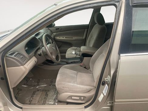 Used 2003 Toyota Camry LE FWD image 9