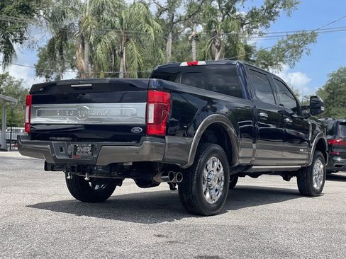 Used 2022 Ford F250 King Ranch w/ King Ranch Ultimate Package AWD/4WD image 15