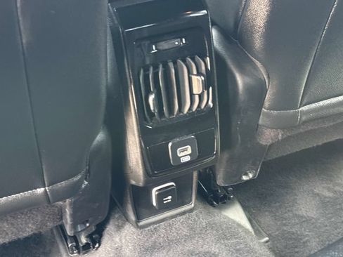 Used 2025 Jeep Compass Latitude w/ Altitude Special Edition AWD/4WD image 13