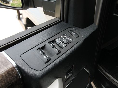 Used 2017 Ford F350 Lariat w/ Chrome Package AWD/4WD image 20