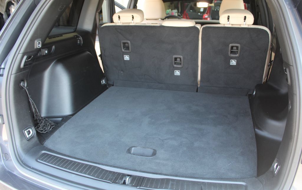 Used 2024 Jeep Grand Cherokee Limited RWD image 36