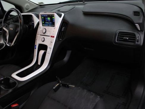 Used 2013 Chevrolet Volt w/ Comfort Package image 24