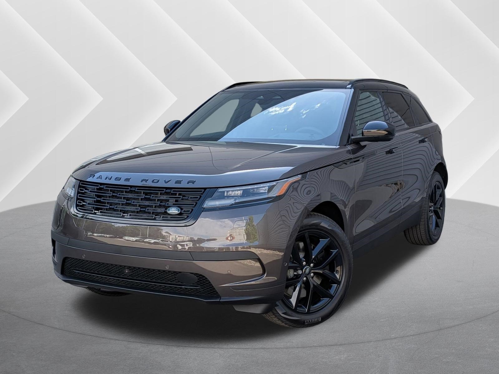 New 2026 Land Rover Range Rover Velar S AWD/4WD image 1