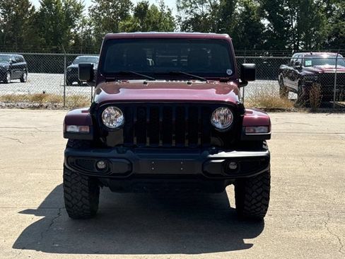 Used 2022 Jeep Gladiator Sport AWD/4WD image 13