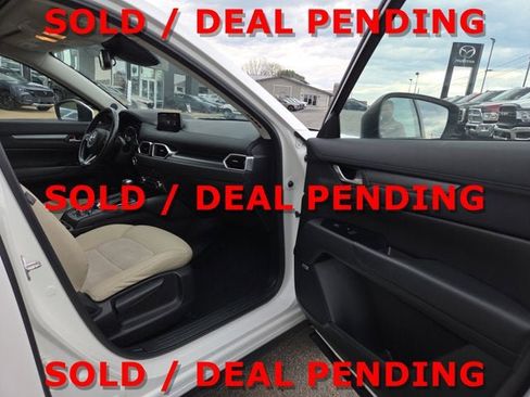 Used 2017 MAZDA CX-5 Touring w/ Preferred Equipment Package AWD/4WD image 14