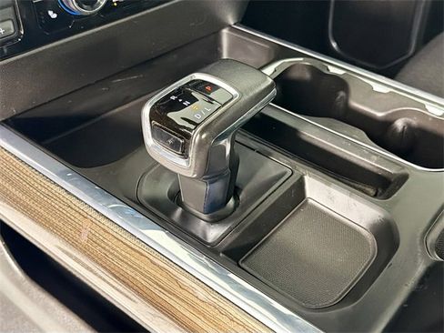 Used 2022 Chevrolet Silverado 1500 RST image 15