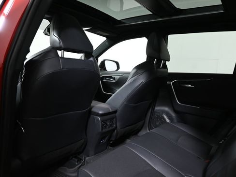 Used 2022 Toyota RAV4 XSE w/ Premium Package AWD/4WD image 7