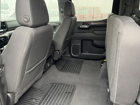 Used 2023 Chevrolet Silverado 1500 LT image 15