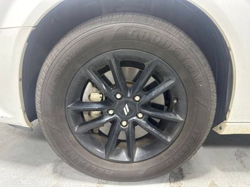 Used 2019 Dodge Grand Caravan GT FWD image 11