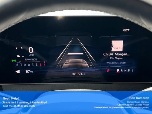 Used 2025 Chevrolet Traverse LT FWD image 30