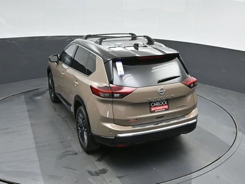 Used 2025 Nissan Rogue Platinum w/ Platinum Premium Package image 39