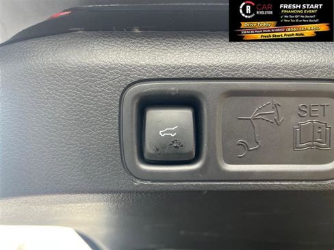 Used 2024 Ford Expedition Max Limited AWD/4WD image 14
