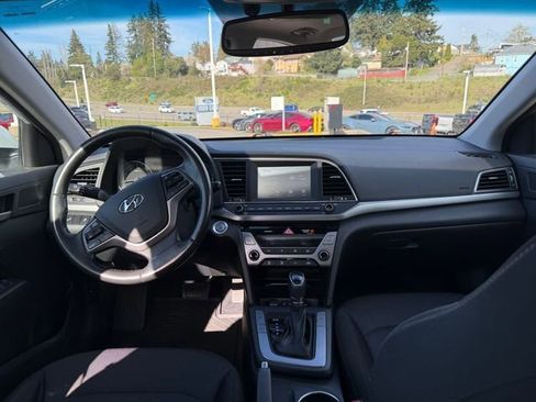 Used 2018 Hyundai Elantra Value Edition image 7