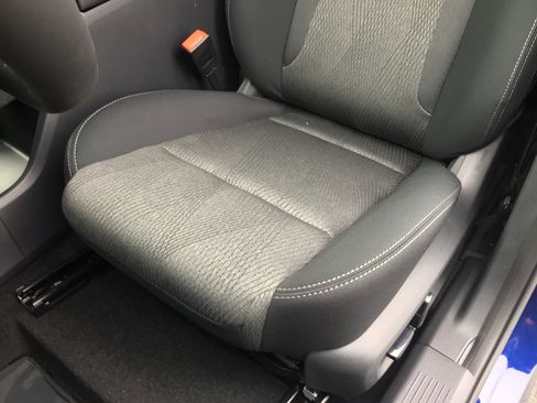 New 2026 Nissan Rogue SV AWD/4WD image 10