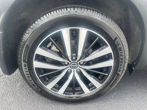 Used 2023 Nissan Pathfinder Platinum AWD/4WD image 53